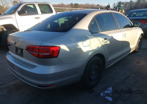 2015 Volkswagen Jetta 2.0L S из США, поврежденный, VIN 3VW2K7AJ2FM312097